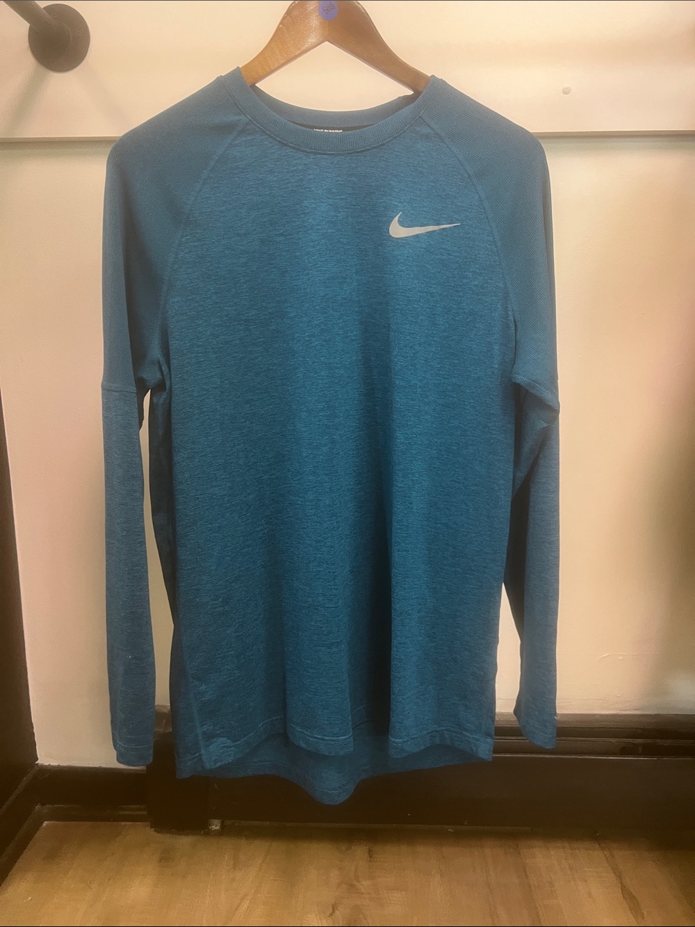 Nike Men’s Long-Sleeve Crew Top - Teal Blue